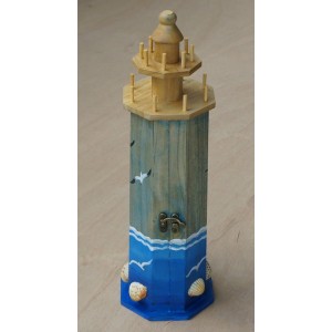 Ξύλινος Φάρος για μια φιάλη ποτού